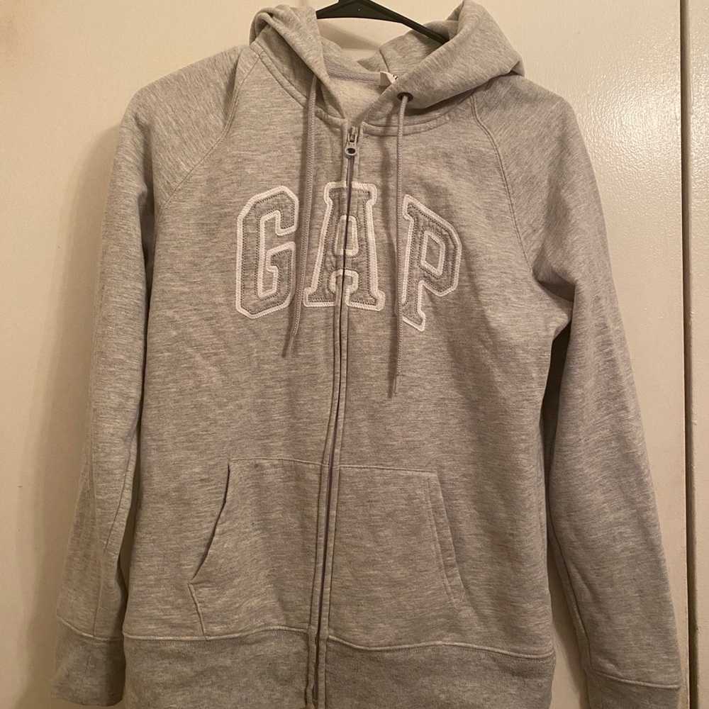 Gap Sweater